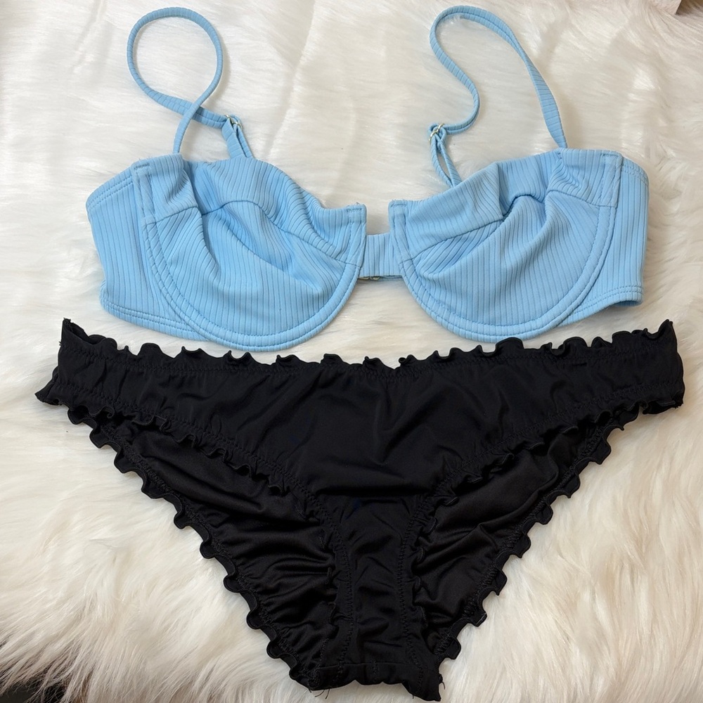 Shade & Shore Light Blue Underwire Bikini Top with Black Ruffled Bikini Bottom